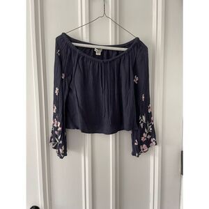 Billabong dark purple/gray floral off shoulder long bell sleeve top S